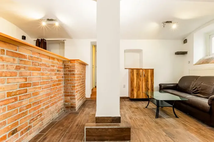 Prodej obchodního prostoru, České Budějovice, 66 m2