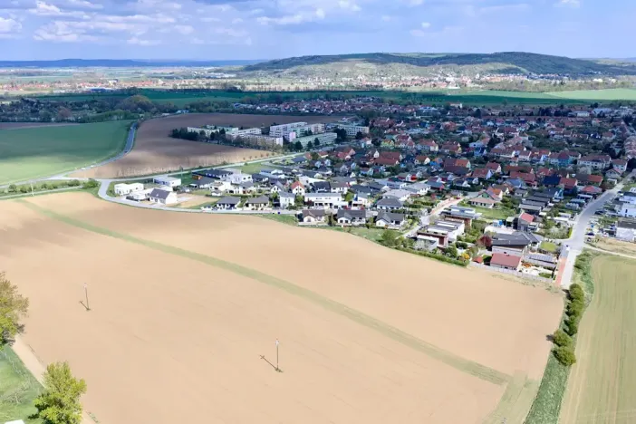 Prodej pozemku pro bydlení, Hrušovany u Brna, Pod Střediskem, 896 m2