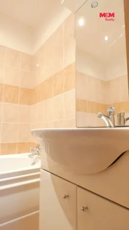 Pronájem bytu 4+1, Louny, Petra Obrovce, 82 m2