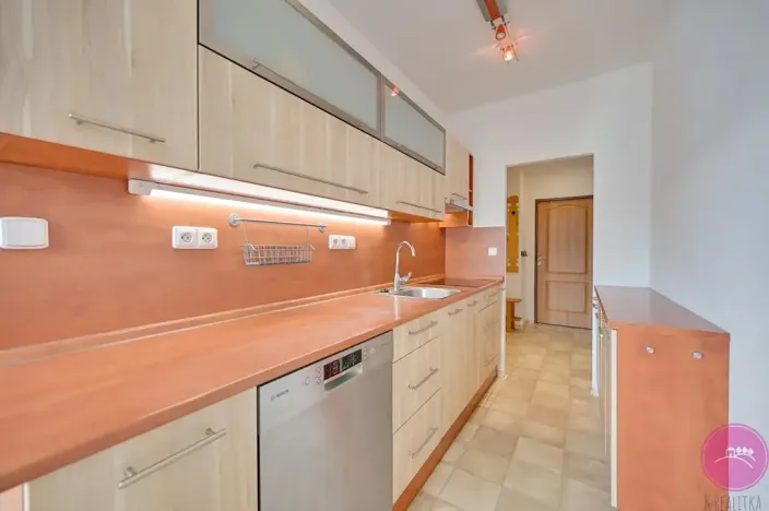Prodej bytu 3+1, Hlubočky, Na Orátě, 75 m2