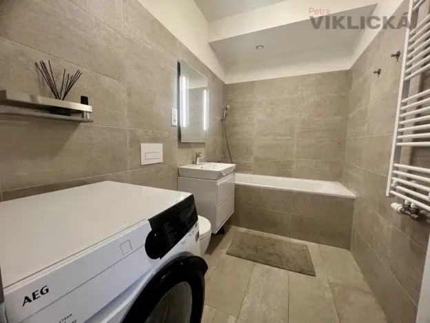 Pronájem bytu 2+kk, Praha - Kbely, Sedlářova, 54 m2