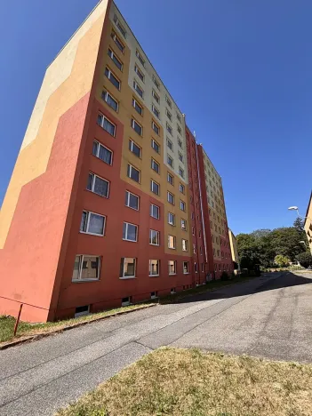 Pronájem bytu 1+kk, Liberec, Nad Školou, 34 m2