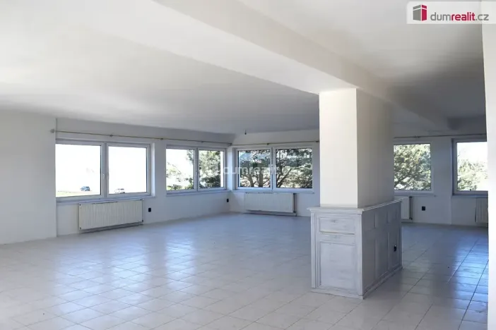 Pronájem komerční nemovitosti, Sukorady, 139 m2