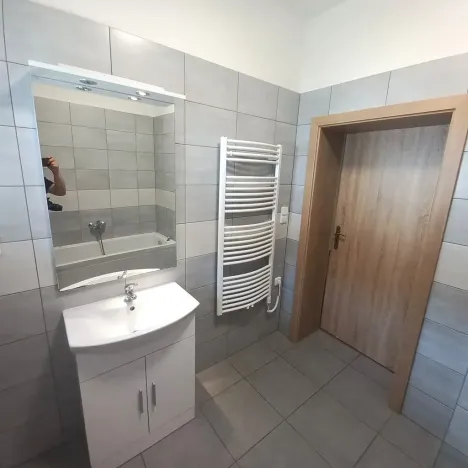 Pronájem bytu 2+kk, Kardašova Řečice, Jablonského tř., 81 m2