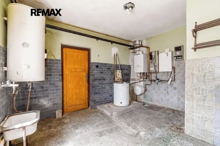 Prodej vícegeneračního domu, Praha - Pitkovice, Žampiónová, 200 m2