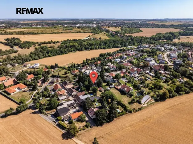 Prodej vícegeneračního domu, Praha - Pitkovice, Žampiónová, 200 m2