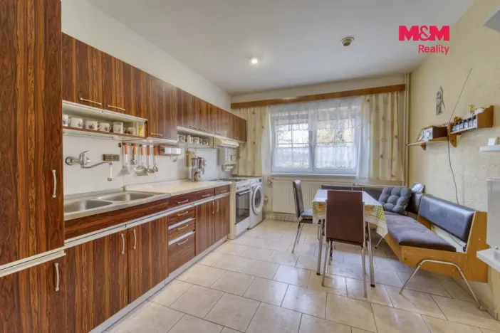 Prodej rodinného domu, Kamenný Újezd, 150 m2