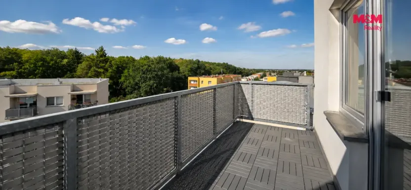 Pronájem bytu 2+kk, Pardubice - Trnová, Jozefa Gabčíka, 52 m2