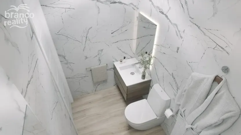 Prodej bytu 3+kk, Torrevieja, Alicante, Španělsko, 76 m2