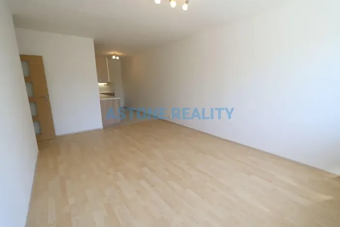 Pronájem bytu 3+kk, Praha - Kamýk, Papírníkova, 66 m2