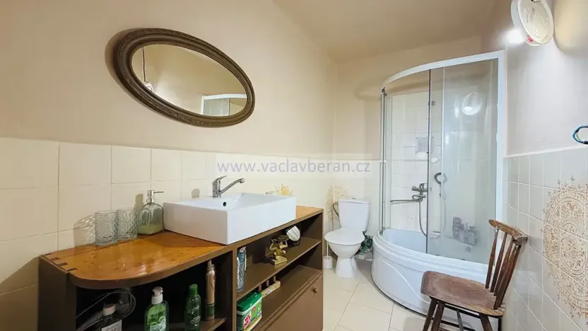 Prodej rodinného domu, Řetová, 225 m2