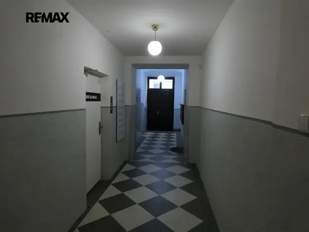 Pronájem bytu 2+kk, Praha - Smíchov, Staropramenná, 40 m2
