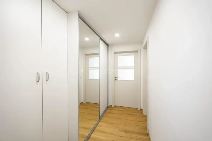 Prodej bytu 2+kk, Praha - Lhotka, K Novému dvoru, 64 m2