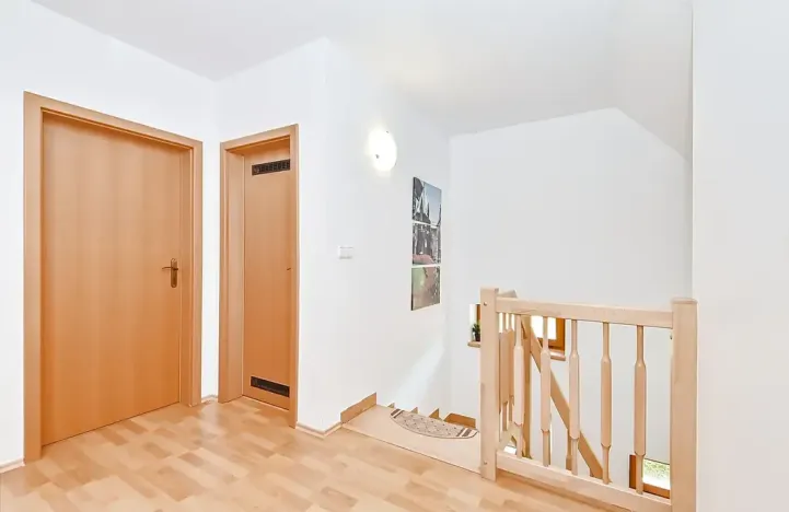 Prodej rodinného domu, Karlovy Vary, Slovenská, 162 m2