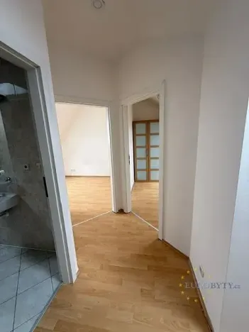 Pronájem bytu 3+1, Praha - Břevnov, Šlikova, 86 m2
