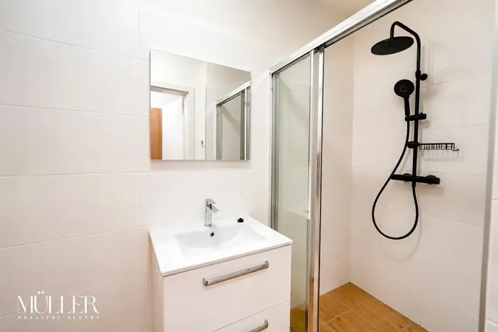 Pronájem bytu 1+kk, Dobruška, nám. F. L. Věka, 28 m2