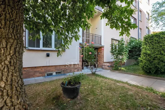 Prodej bytu 2+kk, Praha - Nusle, Zdaru, 44 m2