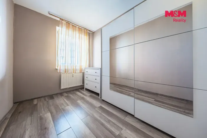 Prodej bytu 4+1, Klášterec nad Ohří - Miřetice u Klášterce nad Ohří, Ječná, 78 m2
