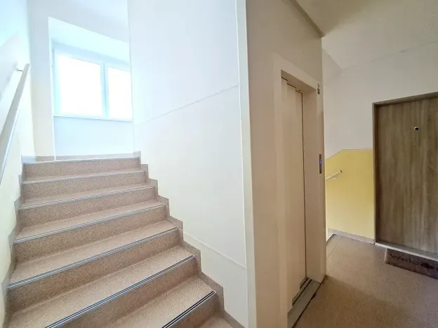 Pronájem bytu 2+1, Zlín, L. Váchy, 54 m2