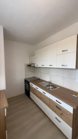 Pronájem bytu 1+1, Hradec Králové, Pospíšilova, 37 m2