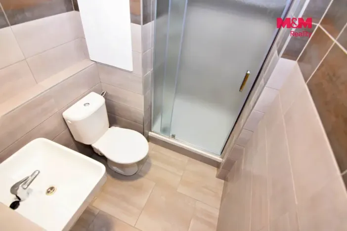Pronájem bytu 1+1, Děčín - Děčín III-Staré Město, Rakovnická, 36 m2
