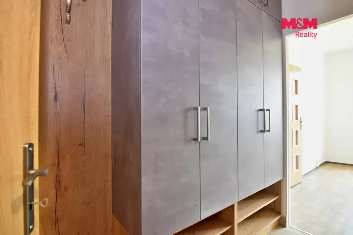 Pronájem bytu 1+1, Děčín - Děčín III-Staré Město, Rakovnická, 36 m2