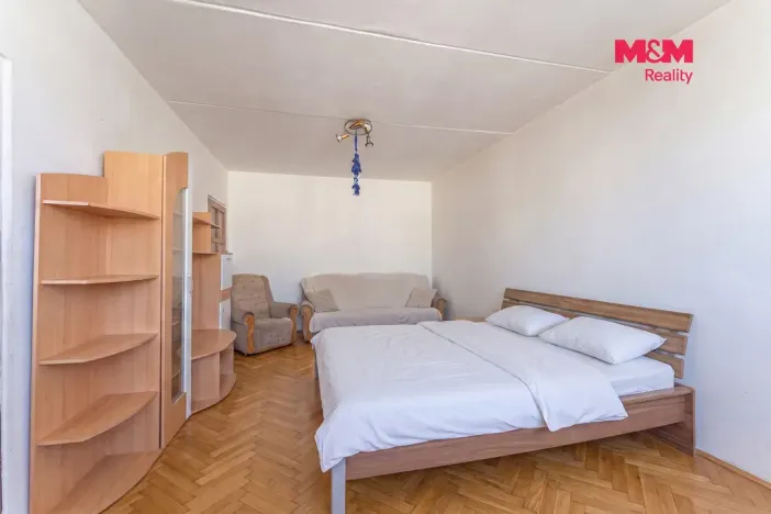 Prodej bytu 3+1, Toužim, Sídliště, 84 m2