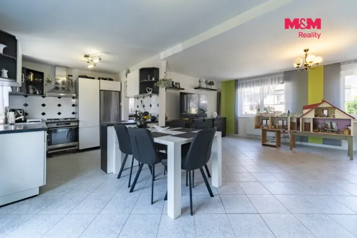 Prodej rodinného domu, Hranice, Na vyhlídce, 180 m2