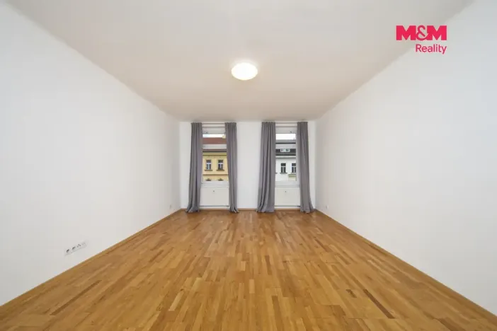 Pronájem bytu 3+1, Praha - Vinohrady, Vinohradská, 119 m2