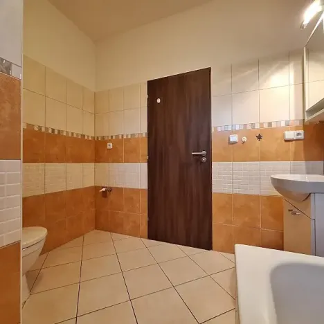 Pronájem bytu 2+kk, Praha - Strašnice, Černokostelecká, 47 m2