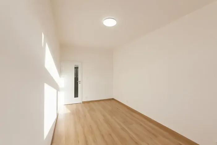 Pronájem bytu 2+1, Praha - Bubeneč, U zeměpisného ústavu, 44 m2