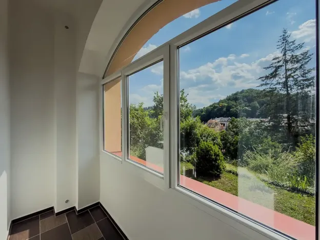 Prodej bytu 3+1, Karlovy Vary, Na Vyhlídce, 94 m2