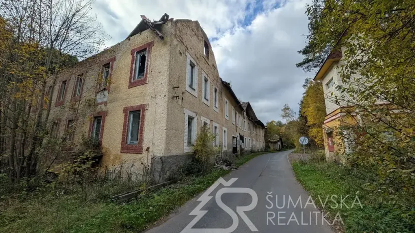 Prodej komerčního pozemku, Rejštejn, Náměstí Svobody, 38182 m2