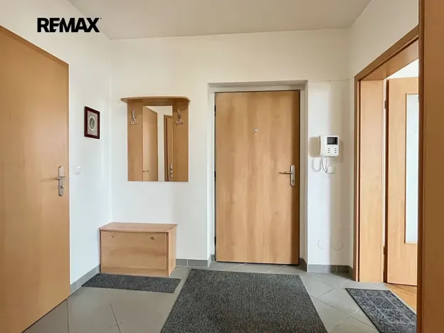 Pronájem bytu 2+kk, Praha - Vršovice, Ruská, 57 m2