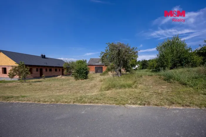 Prodej pozemku pro bydlení, Dlouhá Loučka - Plinkout, 1428 m2