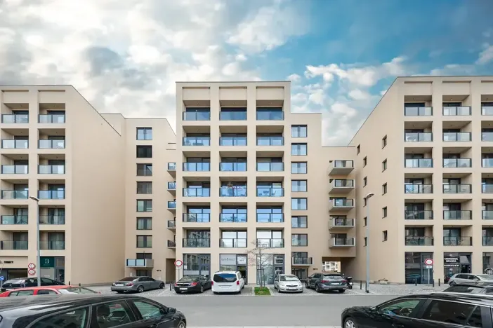 Pronájem obchodního prostoru, Praha - Karlín, Za Karlínským přístavem, 55 m2