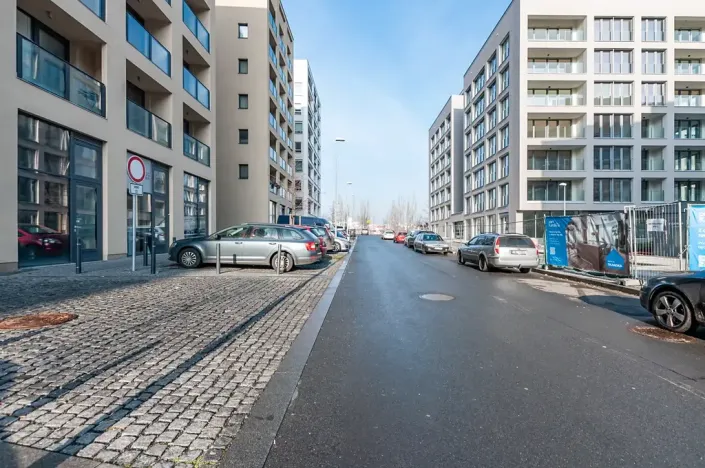 Pronájem obchodního prostoru, Praha - Karlín, Za Karlínským přístavem, 55 m2