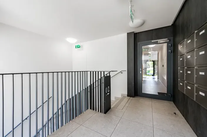 Pronájem bytu 2+kk, Praha - Karlín, U Mlýnského kanálu, 58 m2