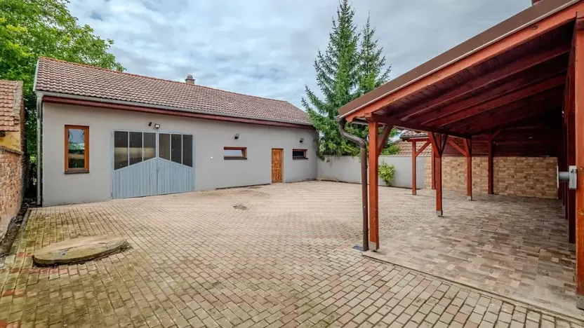 Prodej rodinného domu, Vrbčany, 181 m2