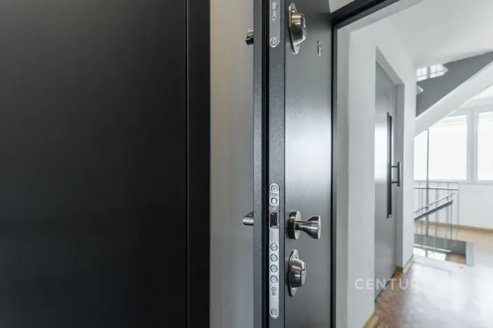 Pronájem bytu 2+kk, Praha - Prosek, Vysočanská, 45 m2