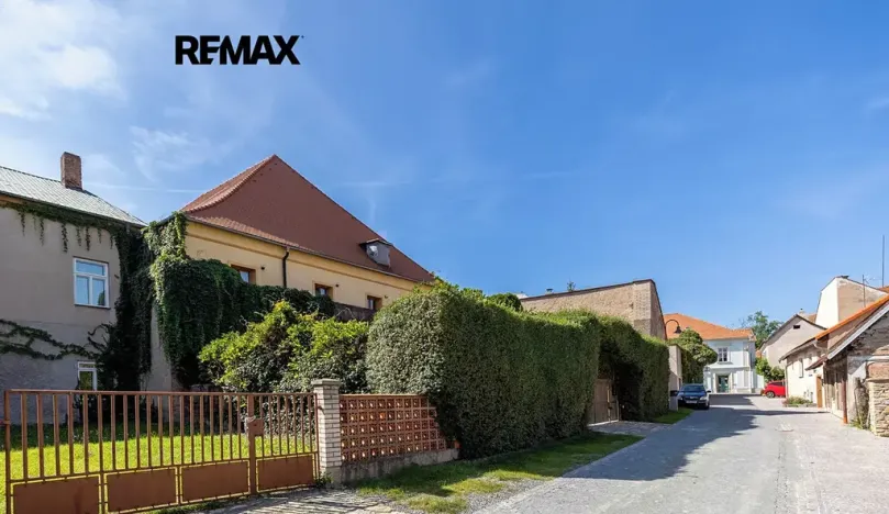 Pronájem restaurace, Opočno, Trčkovo nám., 500 m2