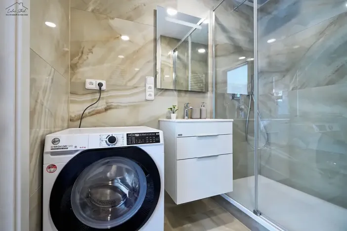 Pronájem bytu 2+kk, Praha - Radlice, Nad Konvářkou, 52 m2