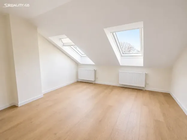 Pronájem apartmánu, Praha - Holešovice, Kamenická, 85 m2