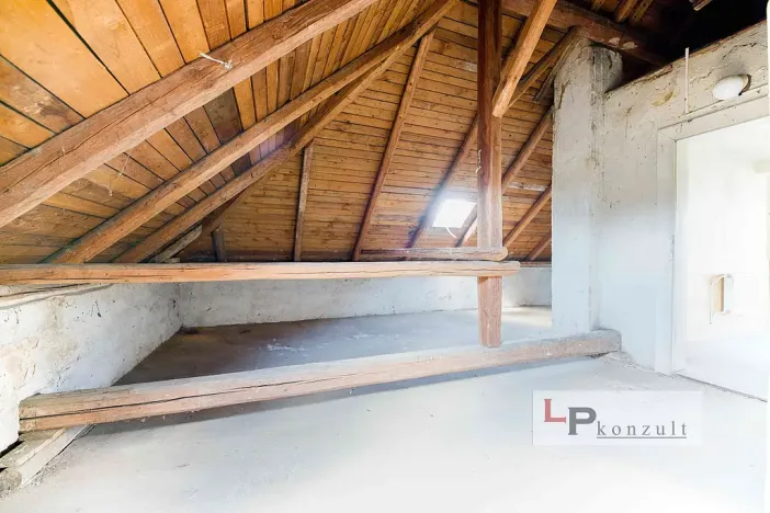 Prodej rodinného domu, Sezemice - Počaply, 181 m2