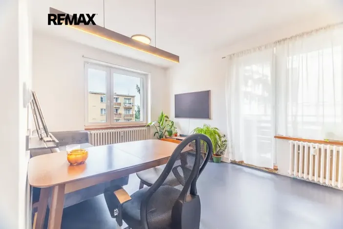 Prodej bytu 2+kk, Praha - Břevnov, Na Petřinách, 41 m2