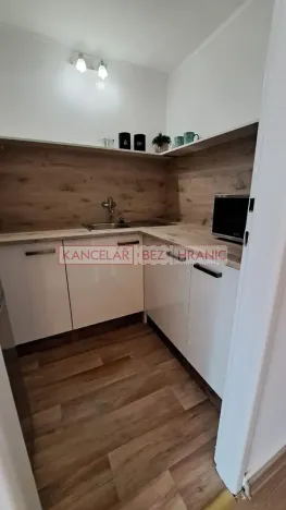Pronájem pokoje, Zlín, Osvoboditelů, 80 m2