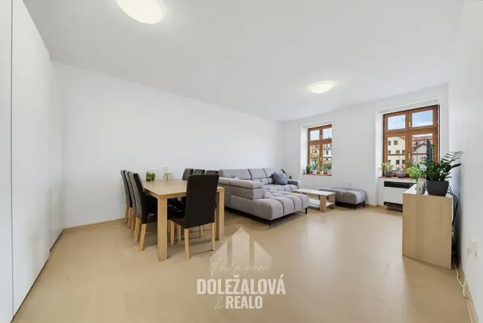Pronájem bytu 2+kk, Jihlava, Mrštíkova, 60 m2