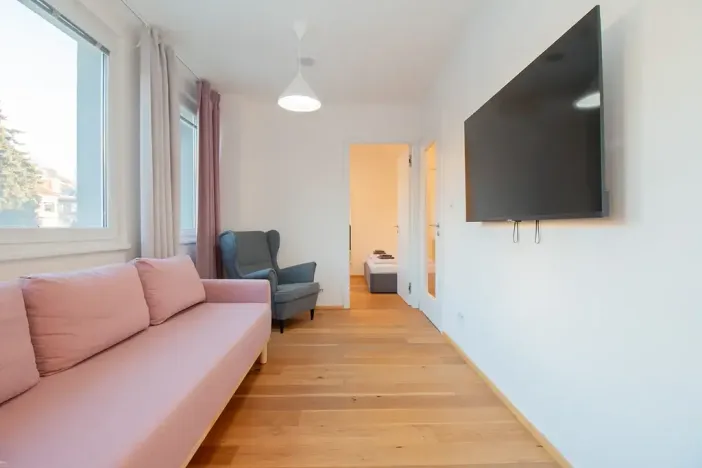 Pronájem bytu 2+kk, Praha - Vinohrady, Perucká, 36 m2