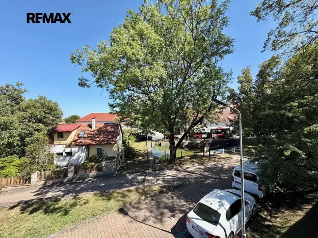 Pronájem bytu 1+1, Ořech, V Chaloupkách, 42 m2