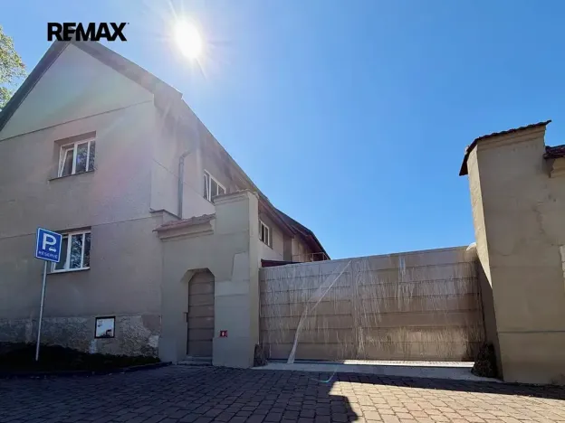 Pronájem bytu 2+kk, Ořech, V Chaloupkách, 50 m2